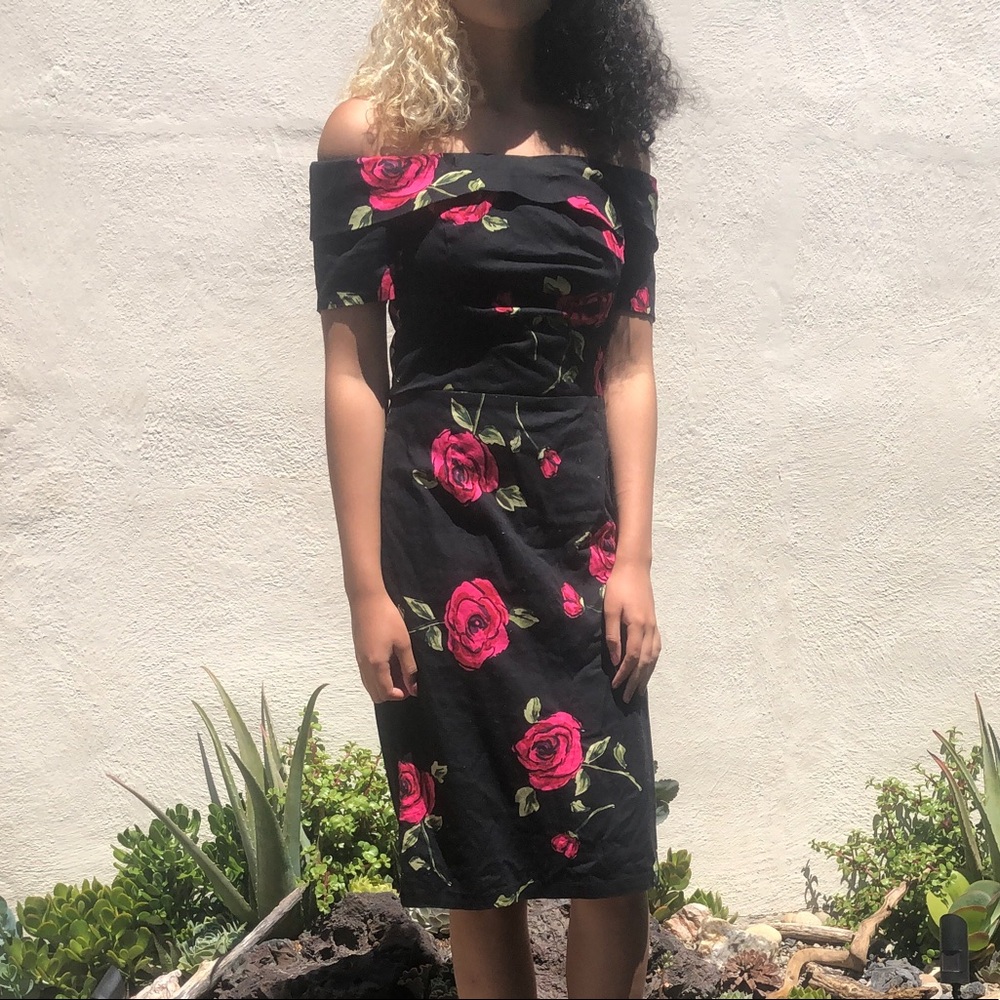 *CLEARANCE* 1950’s style wiggle dress